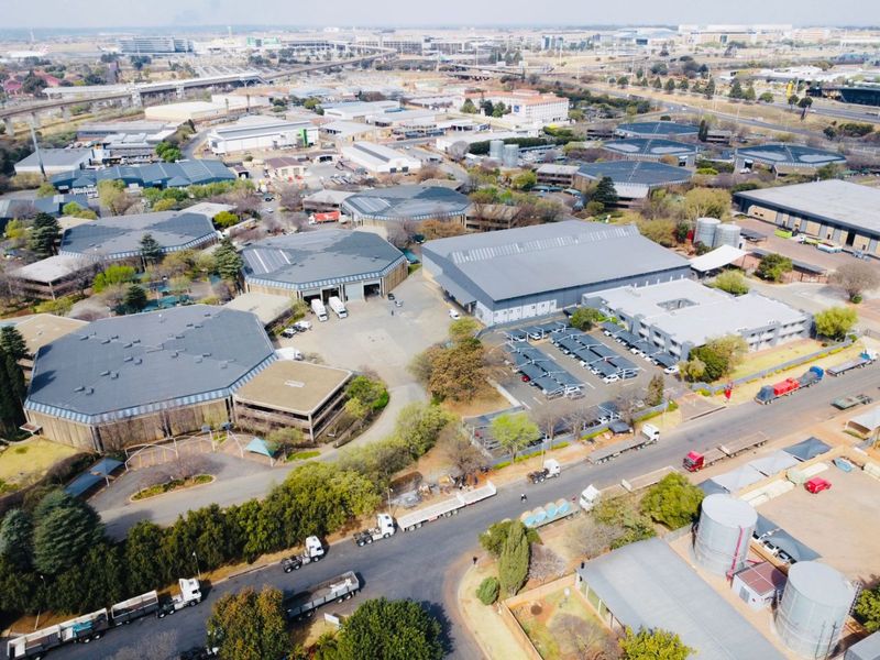 "Please note: Advertised prices are for guidance only. The final purchase price will be confirmed by the seller upon inquiry." - Photo 3