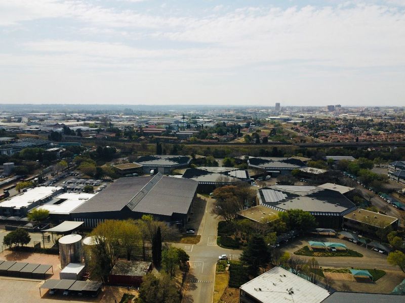 "Please note: Advertised prices are for guidance only. The final purchase price will be confirmed by the seller upon inquiry." - Photo 7