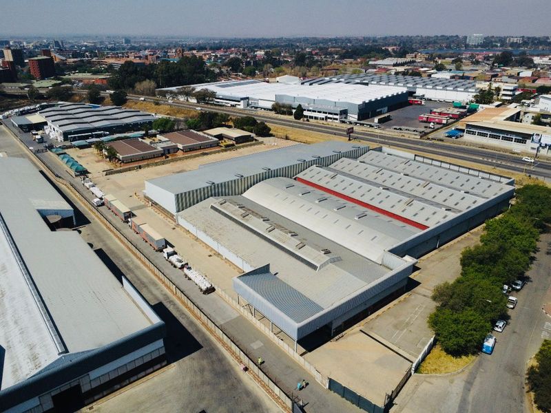 "Please note: Advertised prices are for guidance only. The final purchase price will be confirmed by the seller upon inquiry." - Photo 4