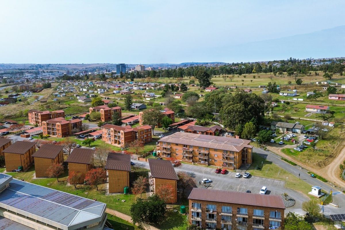 Commercial For Sale in Fort Gale - Photo 3