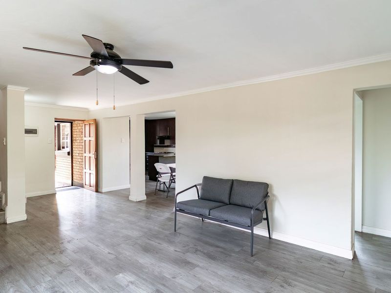 Immaculate Townhouse In Sought After Secure Complex - Photo 10