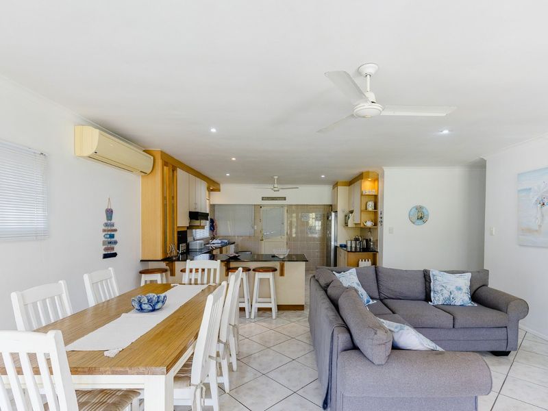 Neat Move In Ready Townhouse - Photo 8