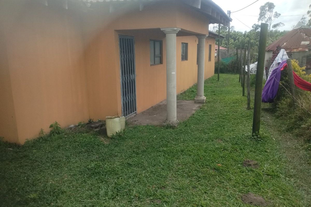 4 Bedrooms house for sale in Esikhawini. - Photo 3
