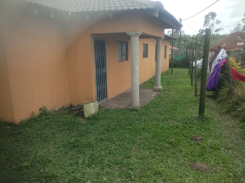 4 Bedrooms house for sale in Esikhawini. - Photo 3
