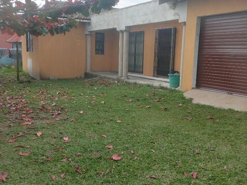 4 Bedrooms house for sale in Esikhawini. - Photo 2