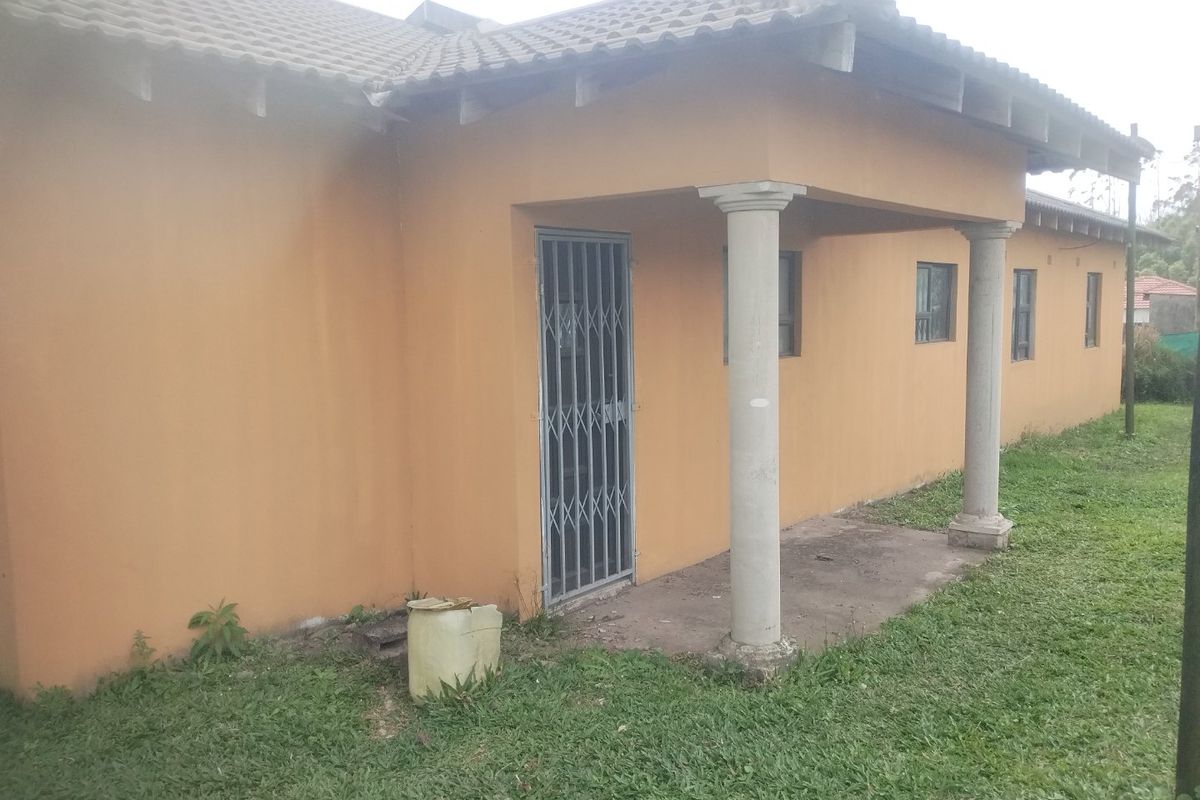 4 Bedrooms house for sale in Esikhawini. - Photo 4