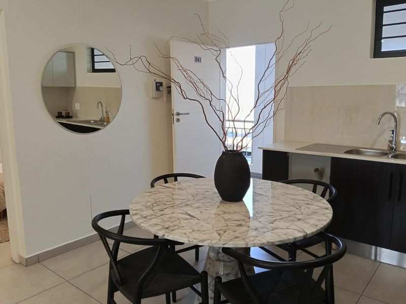 Exclusive Newly Developed 2 bedroom, 1 Bathroom Apartment - For sale or to Rent - Photo 7