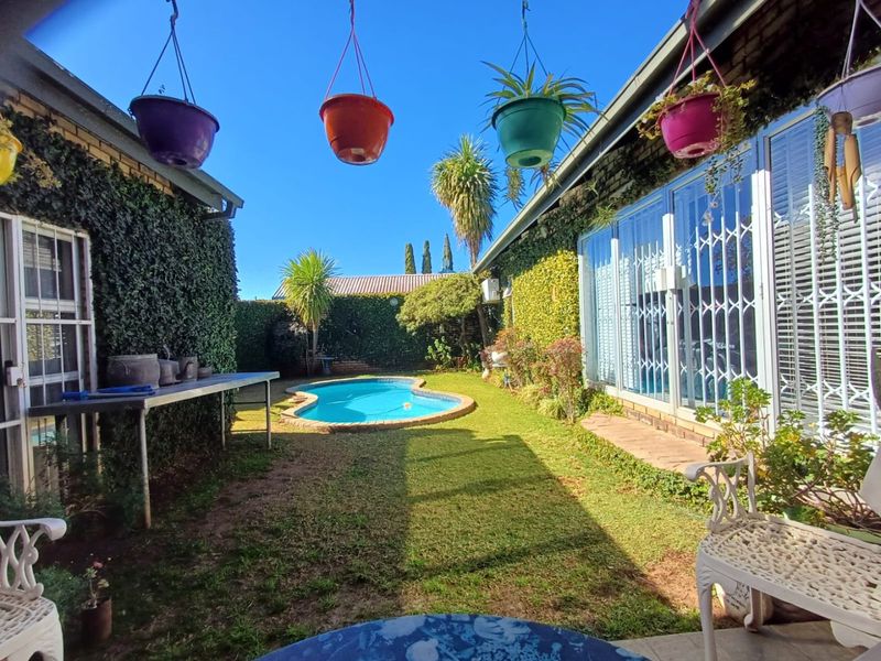 Prime Guesthouse for Sale in the Heart of Lichtenburg - Photo 10