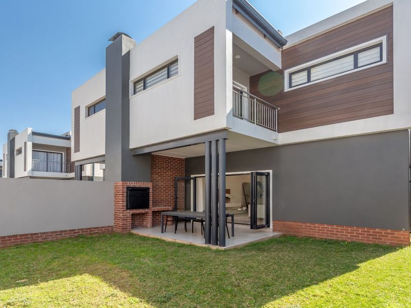 ? Brand-New Modern Duplex in Secure Boomed Area – Sunninghill ? - Photo 4