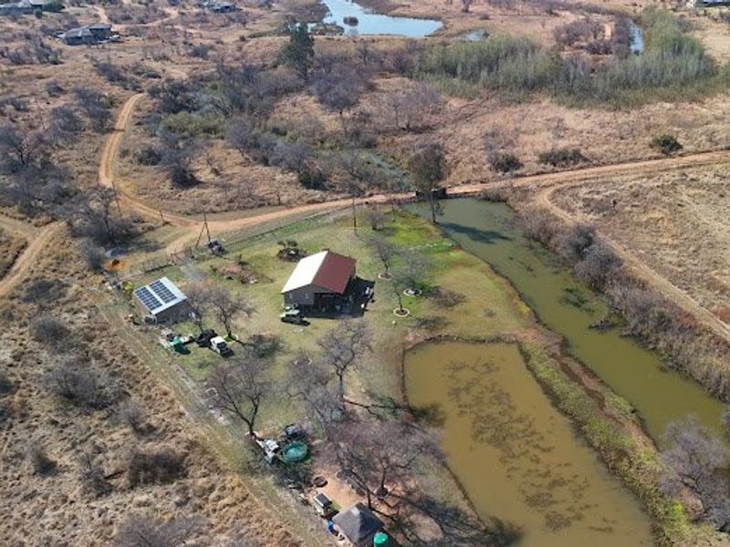 Business and commercial oppertuanity Filling station with shops and liquor license for Sale Dinokeng Big 5 game reserve,  never to be seen again  - Photo 10