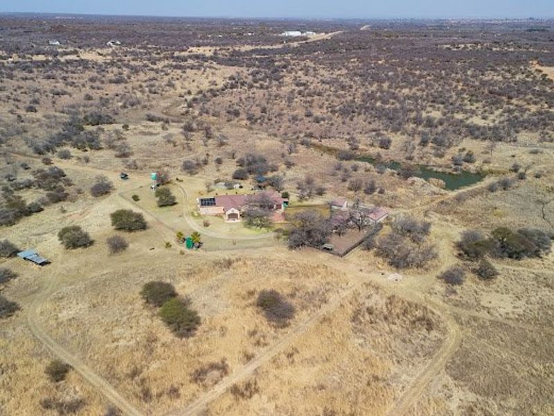 Business and commercial oppertuanity Filling station with shops and liquor license for Sale Dinokeng Big 5 game reserve,  never to be seen again  - Photo 8