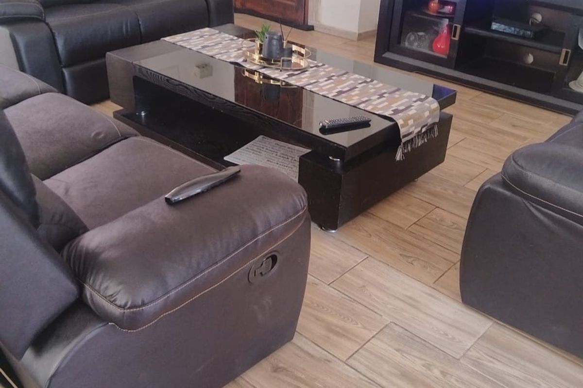 Modern 2 Bedroom Home in a Secure Estate - Photo 4