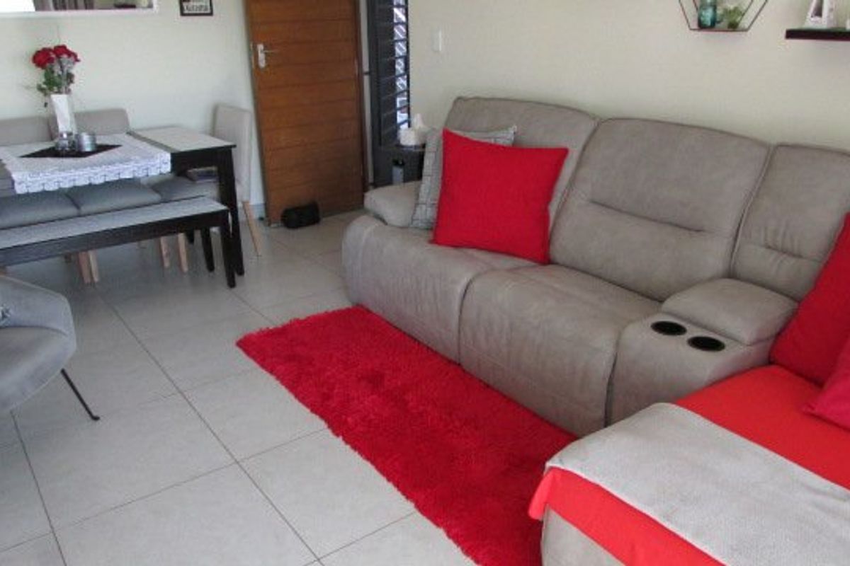 Modern 3 bedroom garden apartment - Photo 4