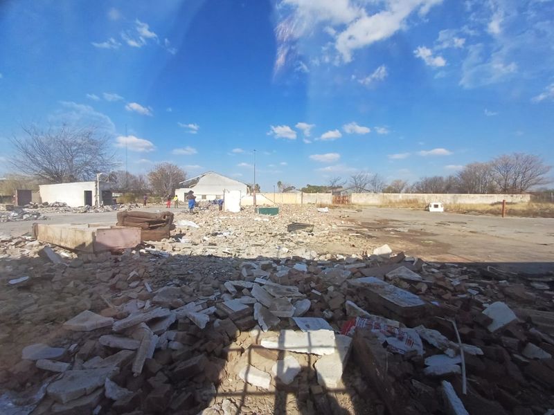 Prime Industrial Property for Sale in Uraniaville, Klerksdorp - Photo 3