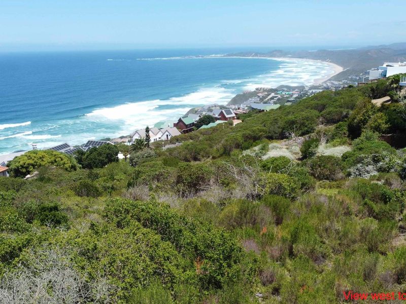 A Seaside Sanctuary with Unrivalled Views in Brenton-on-Sea - Photo 3