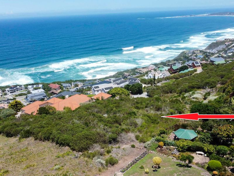 A Seaside Sanctuary with Unrivalled Views in Brenton-on-Sea - Photo 1