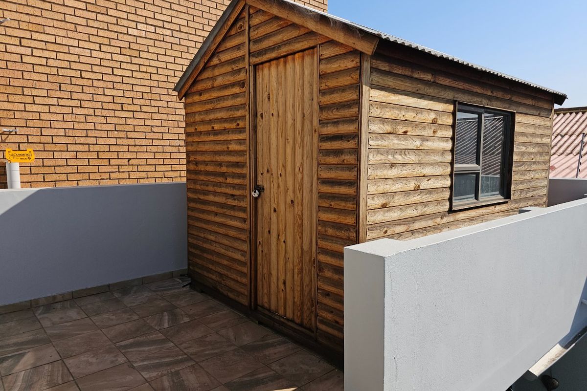 COMMERCIAL INVESTMENT OPPORTUNITY – HISTORIC GEM IN MOSSEL BAY - Photo 5