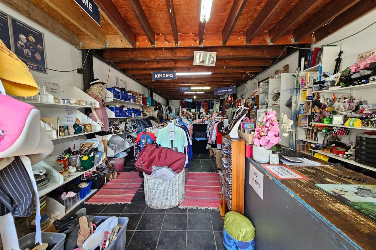 COMMERCIAL INVESTMENT OPPORTUNITY – HISTORIC GEM IN MOSSEL BAY - Photo 2