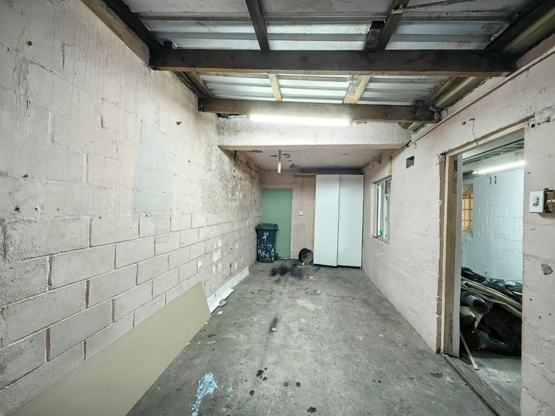 Investors Dream! R12000 rental income potential. - Photo 9