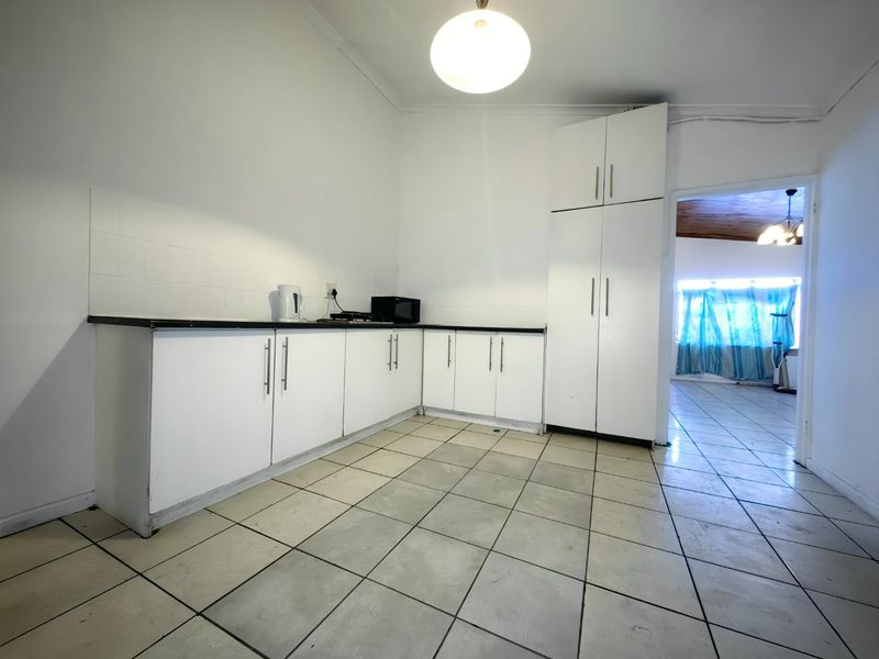 Investors Dream! R12000 rental income potential. - Photo 7