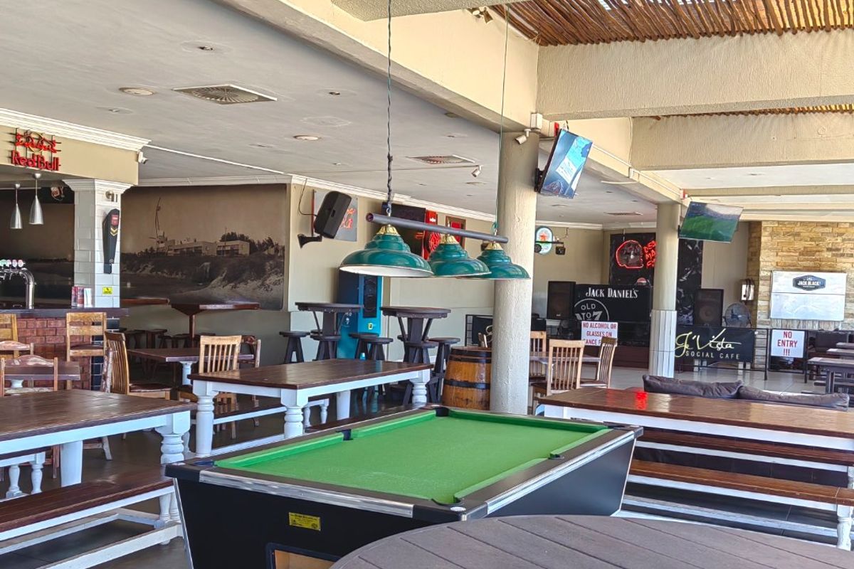 Commercial Property in Jeffreys Bay Central - Photo 5