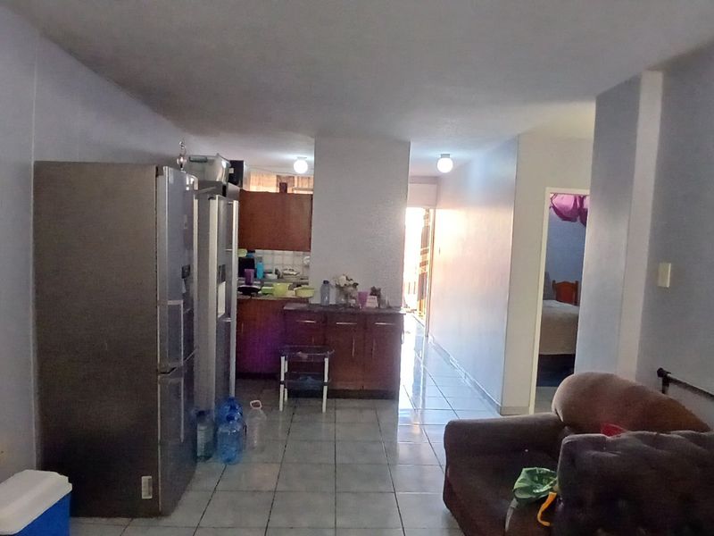 2 Bedroom Flat For sale in Pretoria West - Photo 9