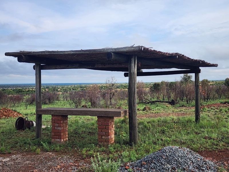 Prime 21 hectares of vacant land with borehole for sale in Dinokeng Big 5 area - Photo 3