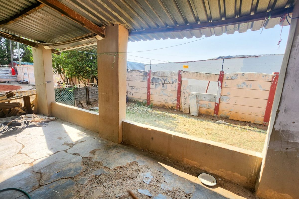 Affordable 3-Bedroom Home with Flatlet - Photo 5