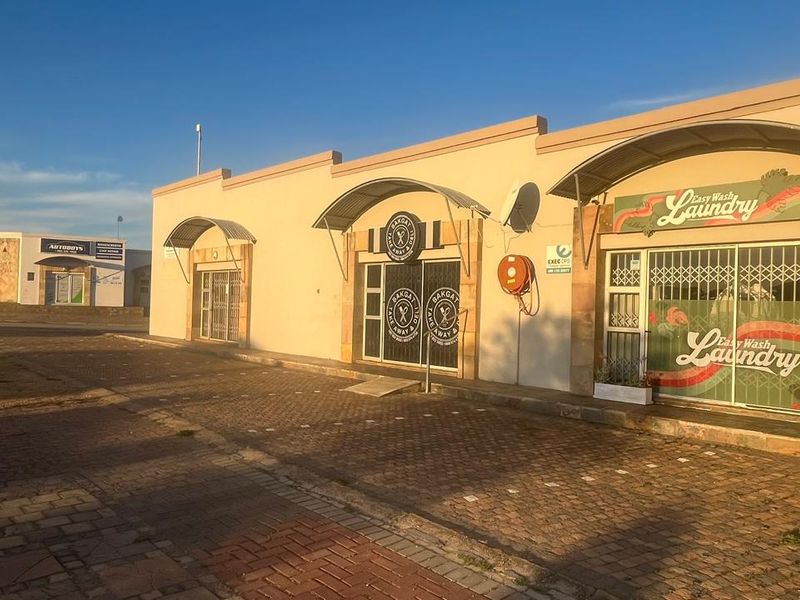 Retail or Office Commercial Unit for Sale in Jeffreys Bay Central  - Photo 2