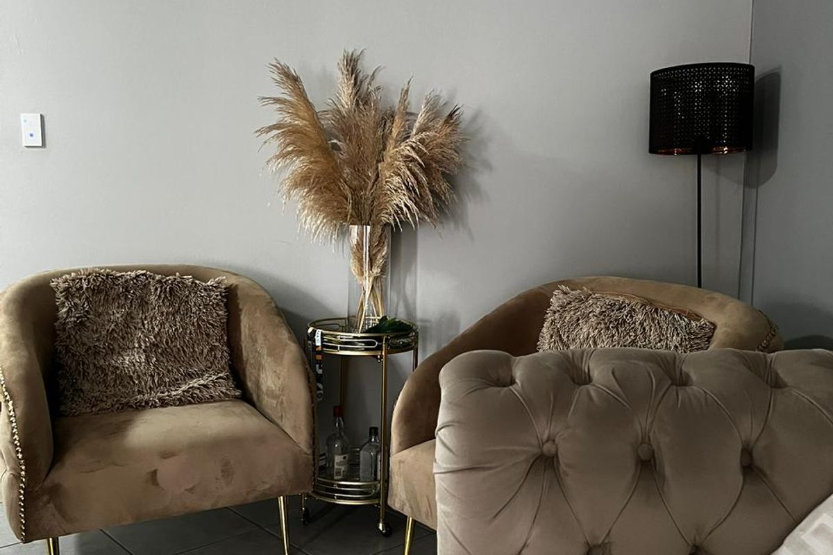 YOUR DREAM HOME IS WAITING... DON'T LET IT SLIP AWAY! - Photo 5