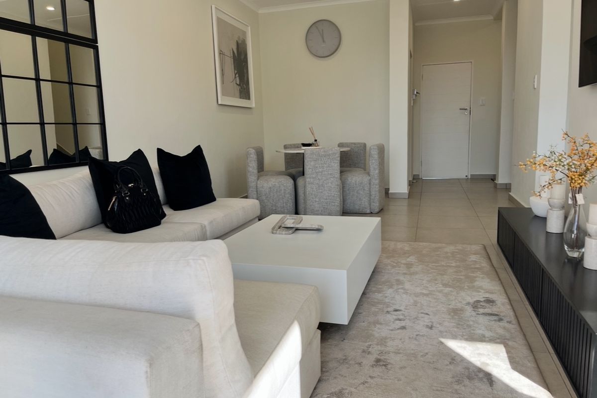 3 Bedroom 3.5 Bathrooms Duplex Apartment For Sale in Edenvale - Photo 5