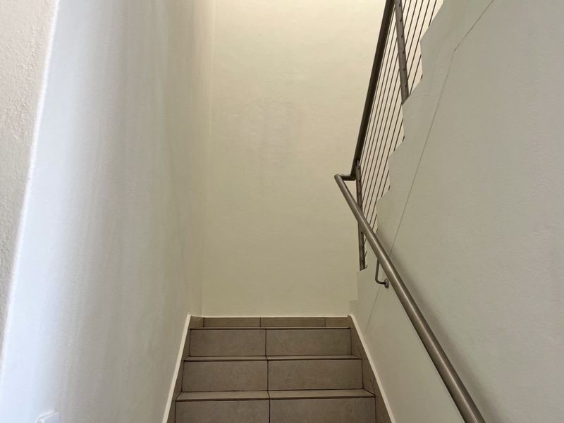 3 Bedroom 3.5 Bathrooms Duplex Apartment For Sale in Edenvale - Photo 7