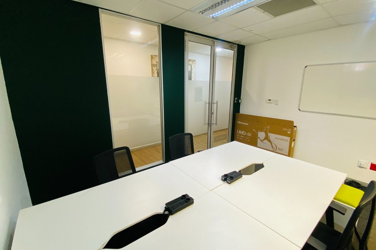 Serviced Office Available In Menlyn - Photo 3