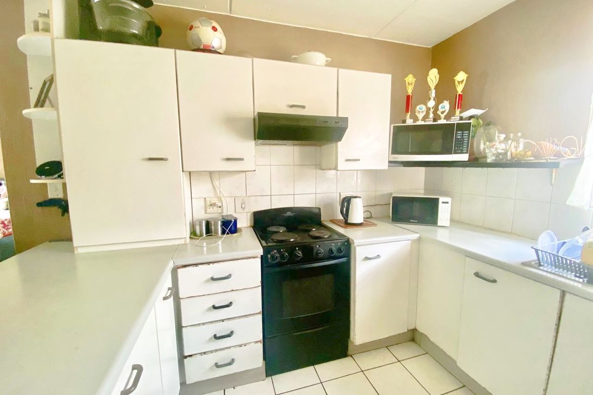 Spacious Ground Floor 2beds, 1 full bath for Sale in Sunset Close Complex, Vorna Valley - Photo 5