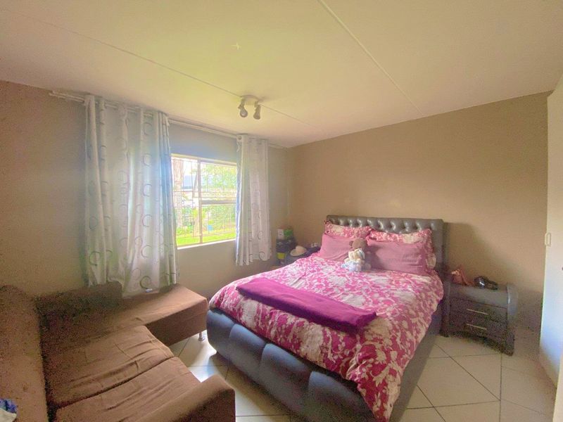 Spacious Ground Floor 2beds, 1 full bath for Sale in Sunset Close Complex, Vorna Valley - Photo 9