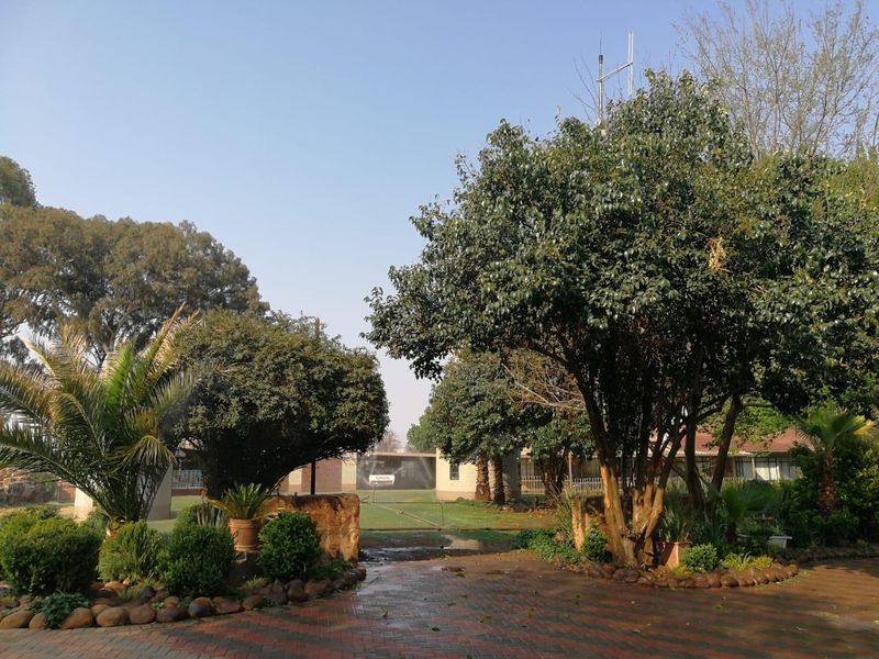 Lakeside Canal Farm In Full Production!! Water Rich Farm ! - Photo 10