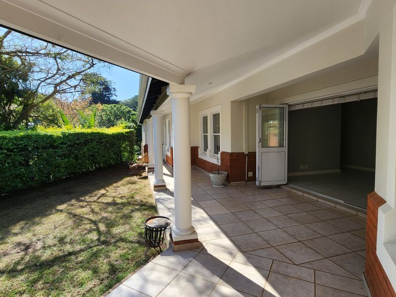 Mount Edgecombe Estate Two -  lovely, renovated cluster home with a separate self-contained loft apartment - Excellent location close to Gate 6!  Great investment with existing, long-term tenant - Photo 5