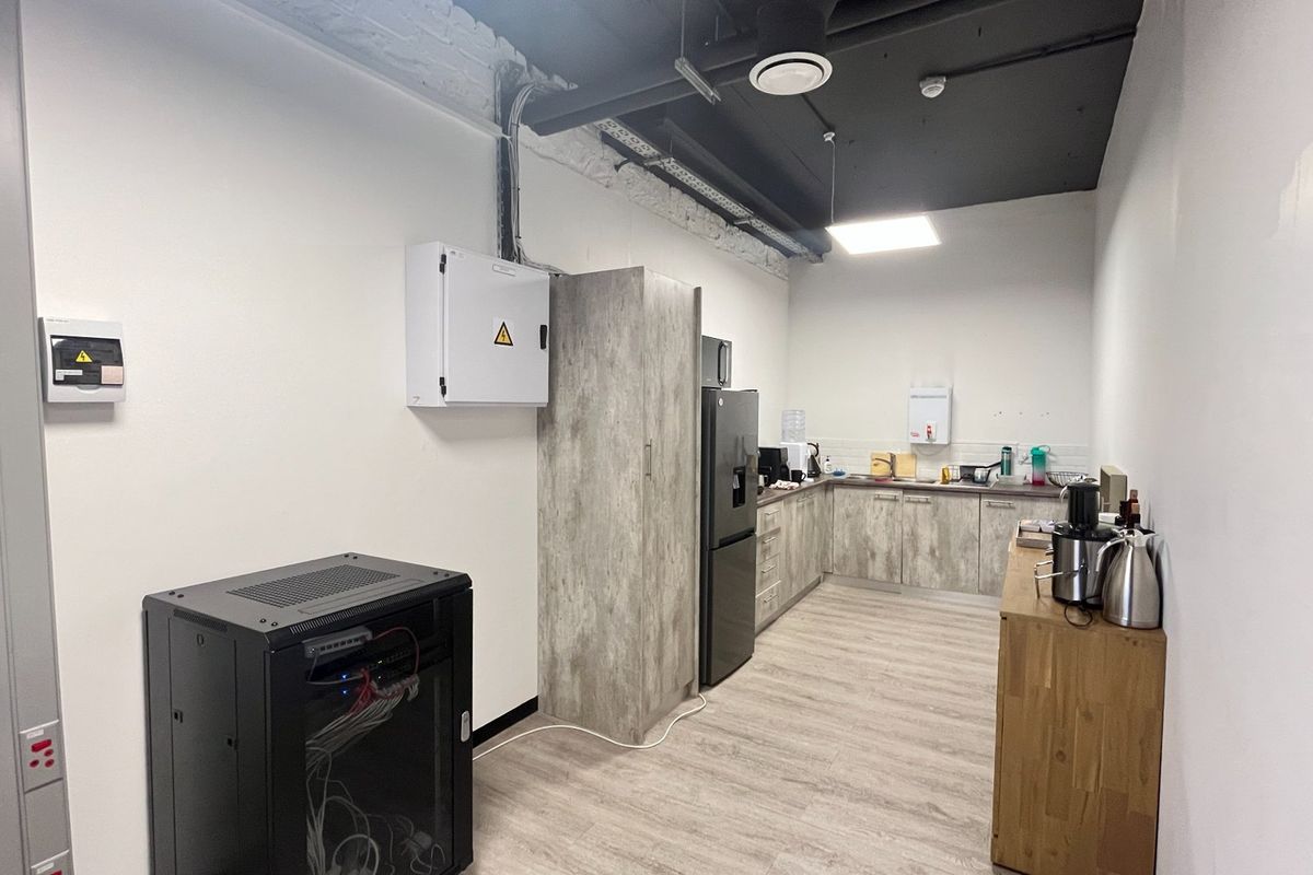 Commercial To Rent in Century City - Photo 4