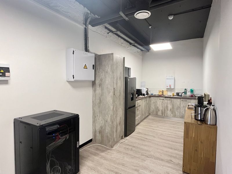 Commercial To Rent in Century City - Photo 4