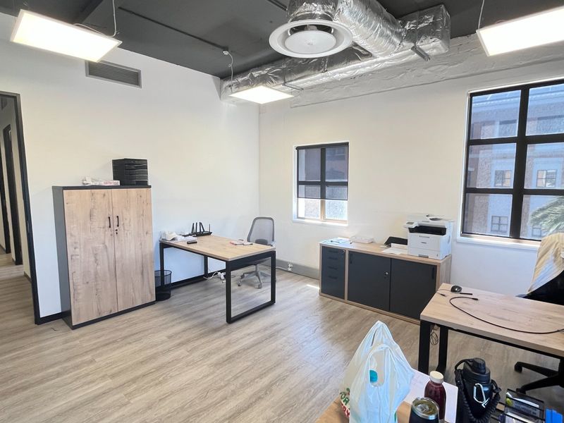 Commercial To Rent in Century City - Photo 10