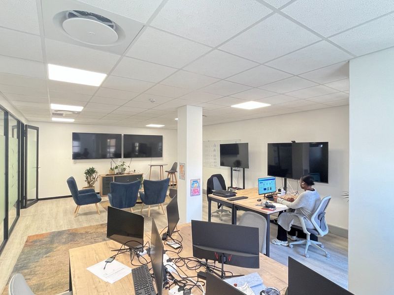 Commercial To Rent in Century City - Photo 2