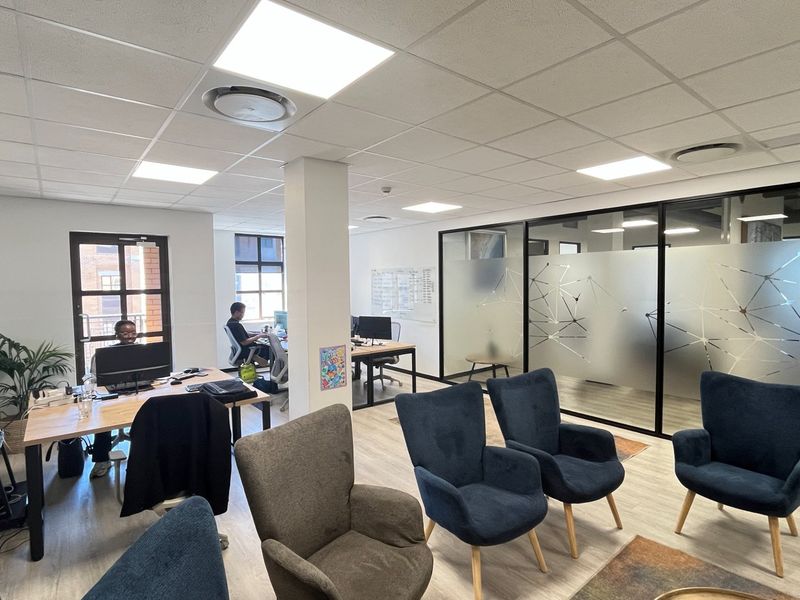 Commercial To Rent in Century City - Photo 5