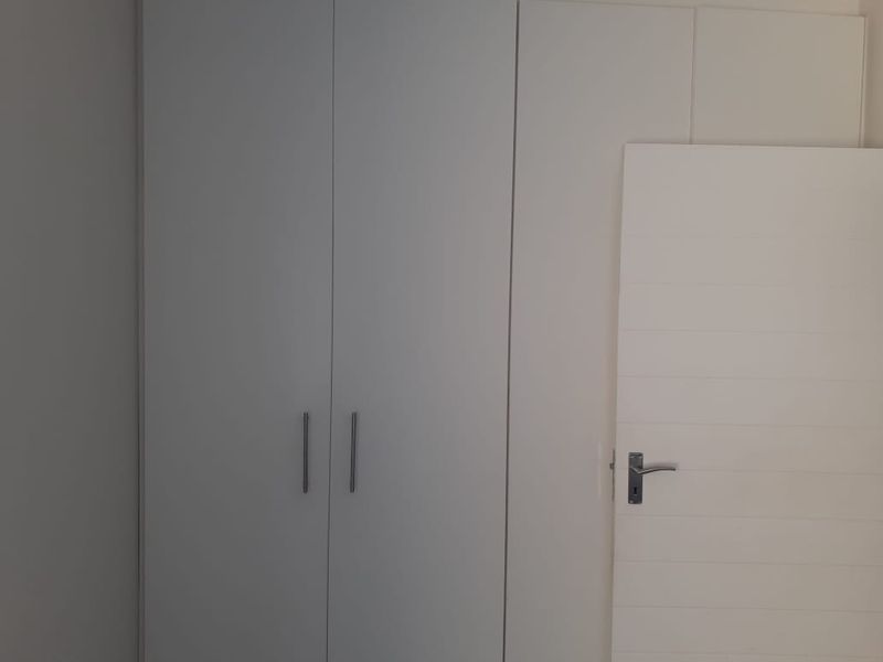 2 bedroom apartment for sale in Parsonsvlei - Photo 7