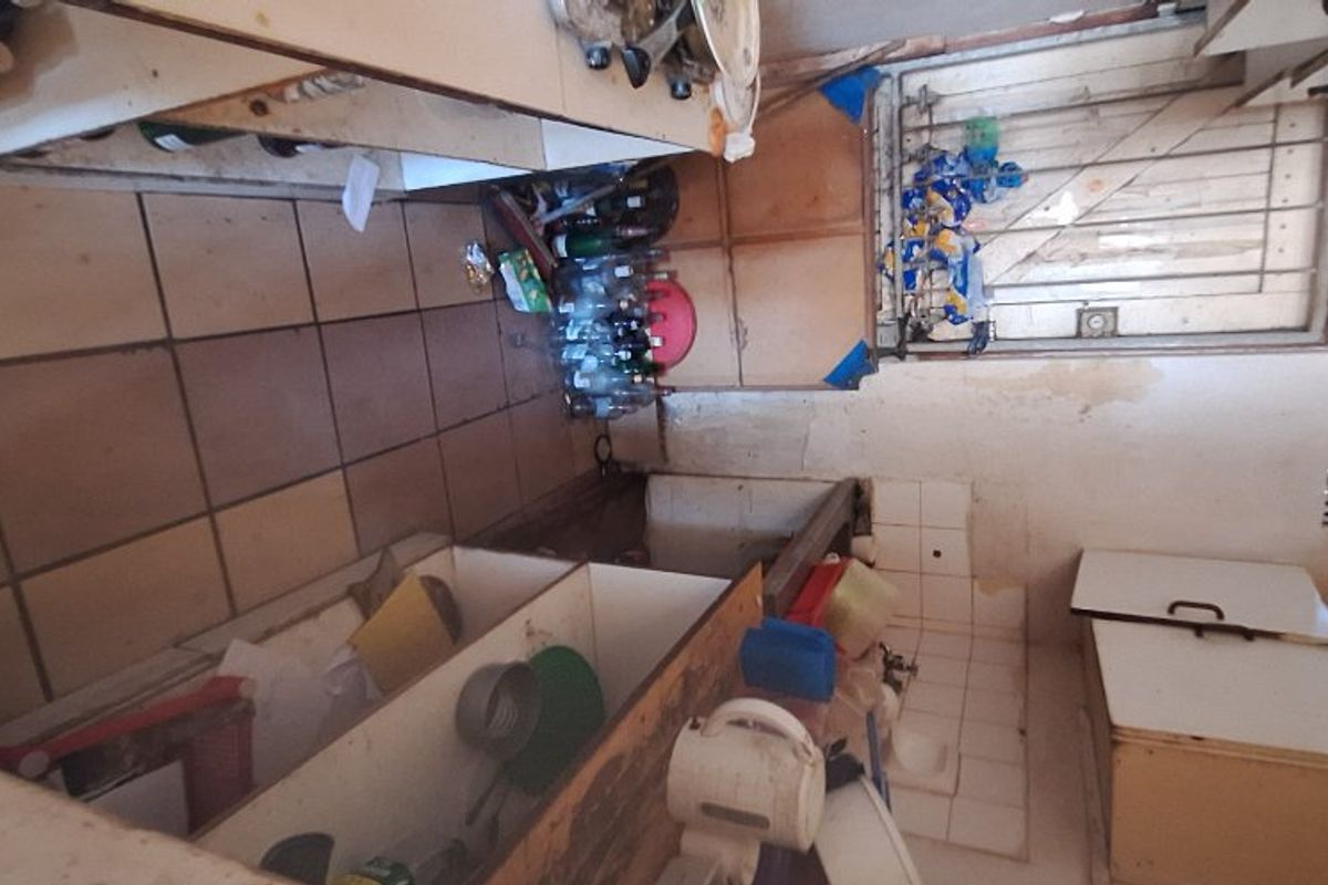 3 bedroom home - Photo 3