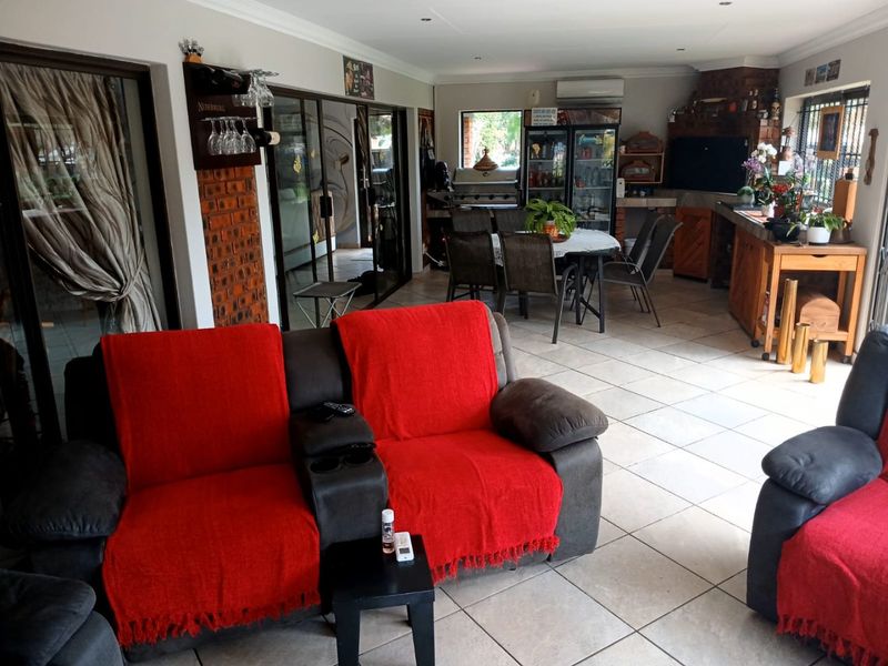 Fantastic Investment! Modern Living with Multiple Income Streams in a Peaceful Rural Setting - Photo 8