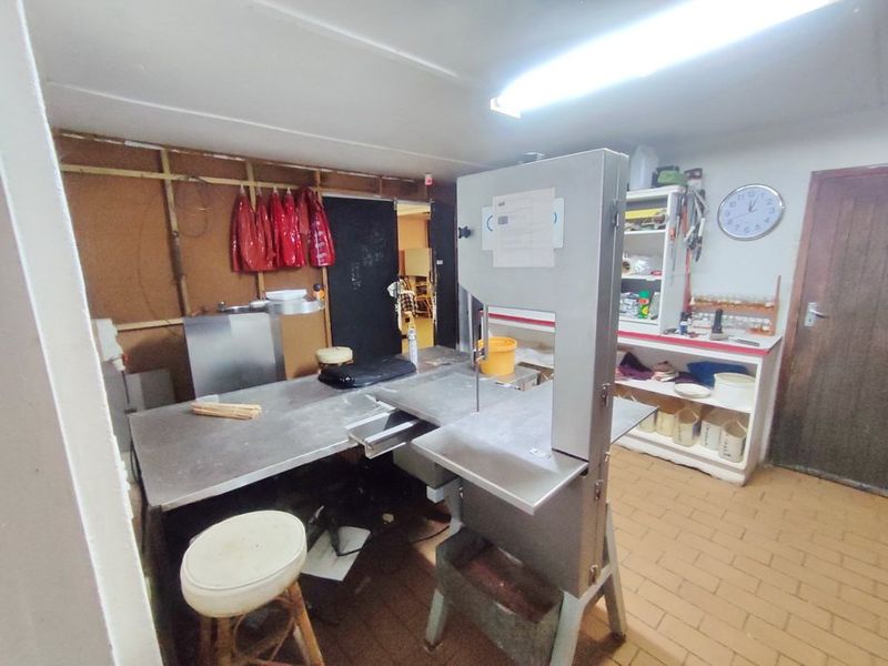 High visibility Main Street Property - great business opportunity - Photo 7