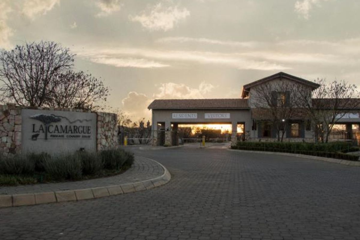 1312m2 Vacant Land in La Camargue - Photo 3