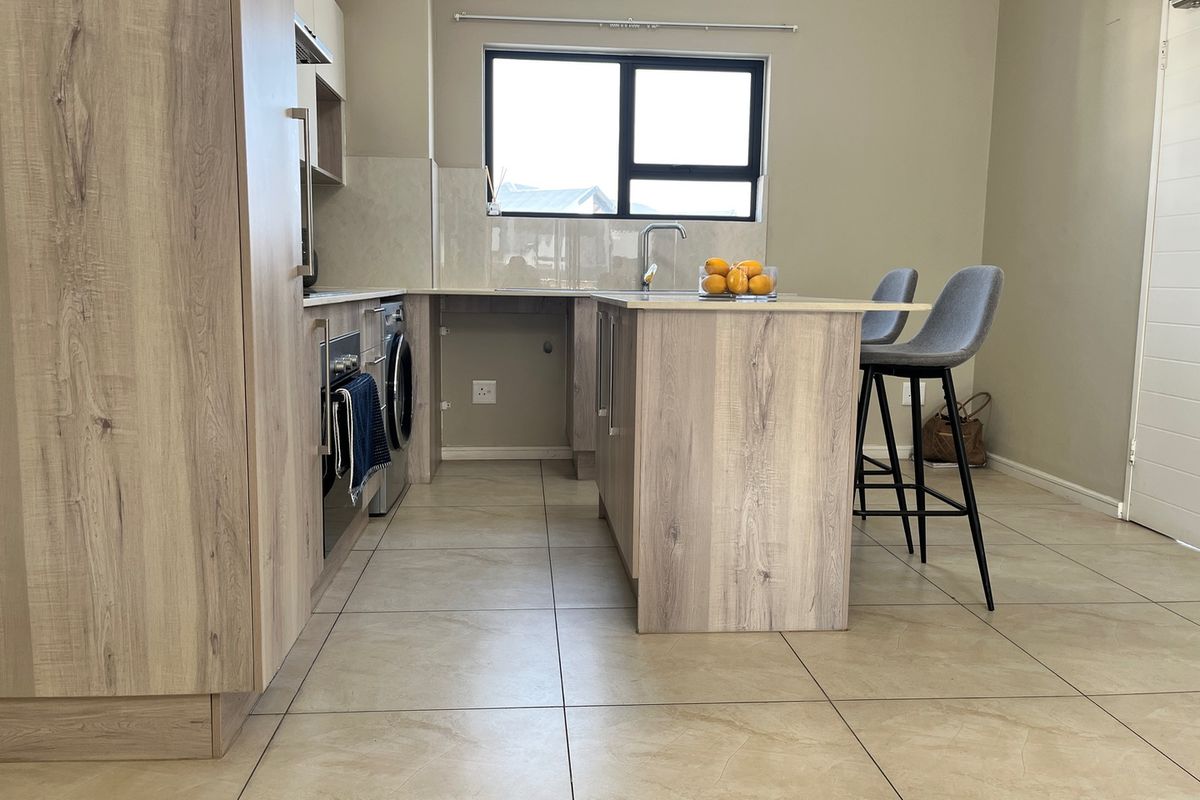 2 Bedroom 2 Bathroom Apartment for Sale – Fourways - Photo 5