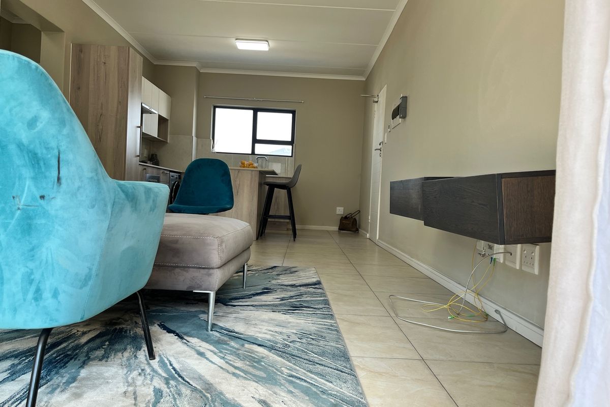 2 Bedroom 2 Bathroom Apartment for Sale – Fourways - Photo 3
