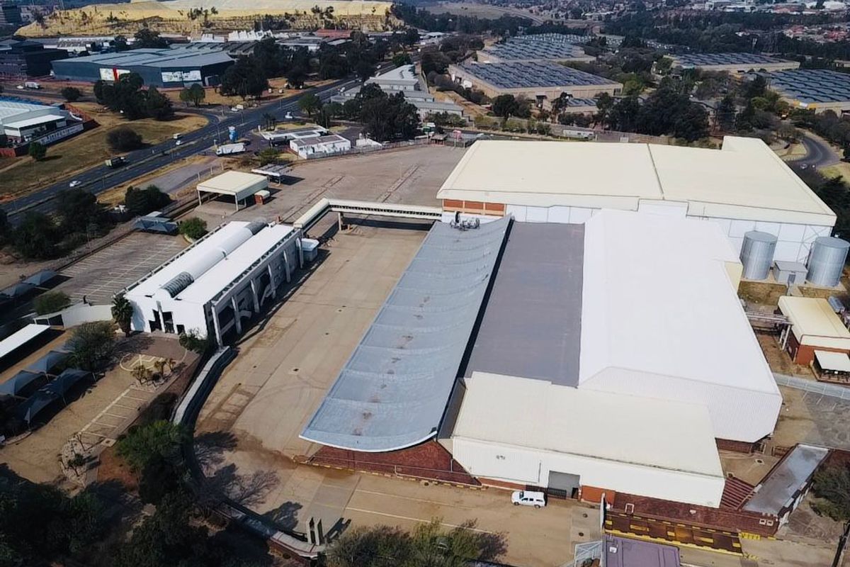 17,155m2 Warehouse For Sale – City Deep - Photo 3